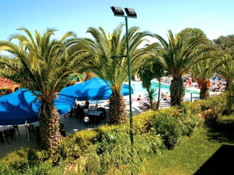 Morfeas Hotel Kávos Exterior foto