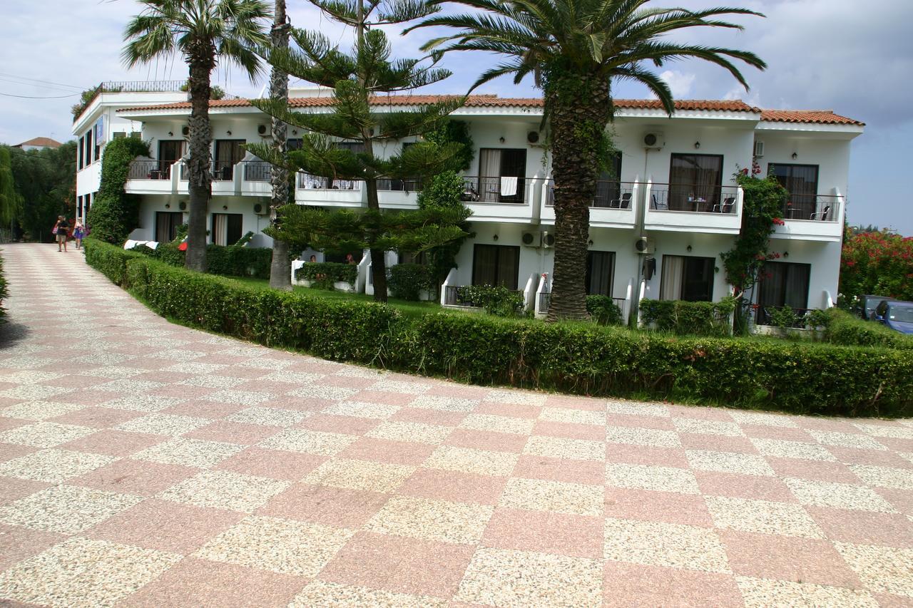 Morfeas Hotel Kávos Exterior foto
